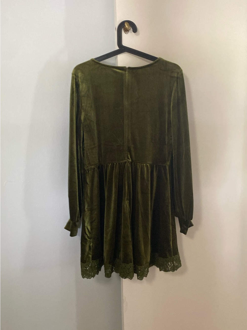 Cider Olive Green Velvet Lace-Trim Long Sleeve Dress - Picture 6 of 6